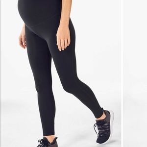 Fabletics Highwaisted Pureluxe Maternity Leggings